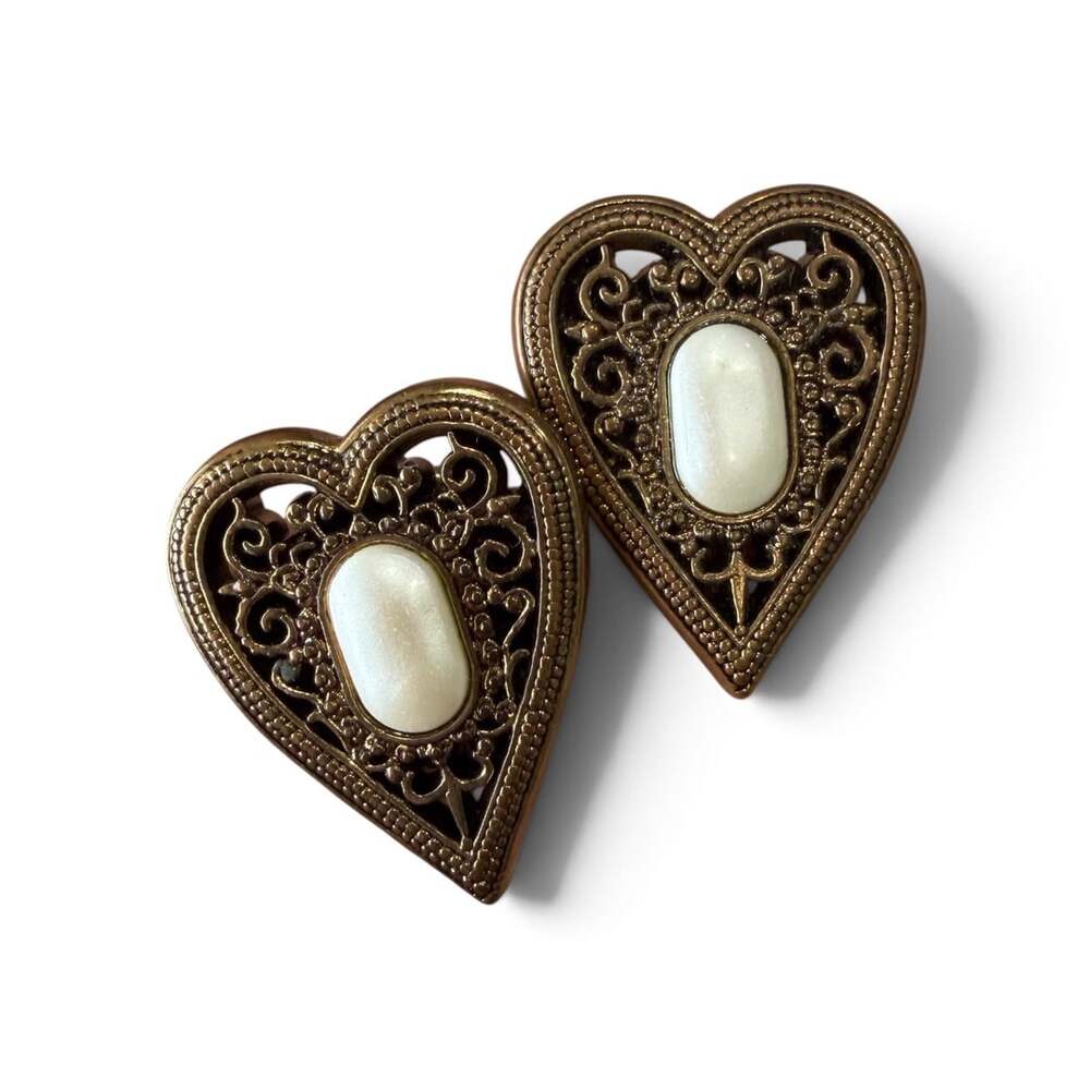 Faux PEARL VTG Filigree Victorian Revival Button Snap Covers Set of Two!